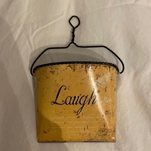 Laugh Hanging Words Metal Wall Decor NWT - Picture 1 of 4